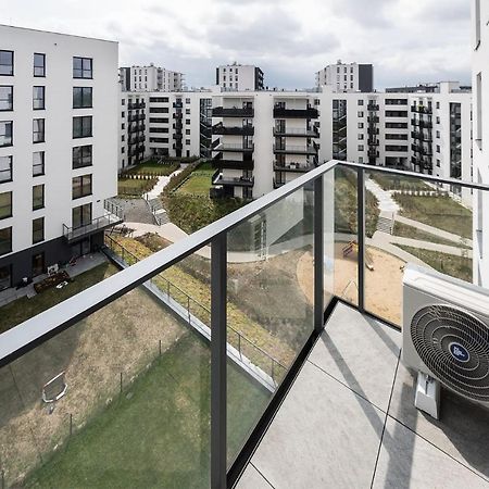 Manufaktura Apart Z Miejscem Parkingowym Łódź Exterior foto